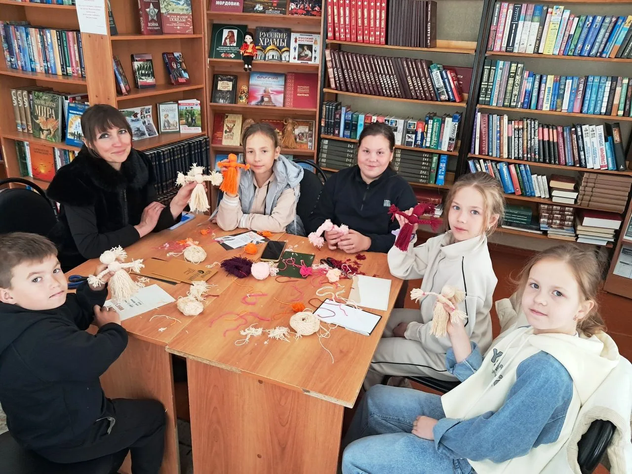 В День защиты детей в Лопатинской районной библиотеке  прошло особенное мероприятие. Де...