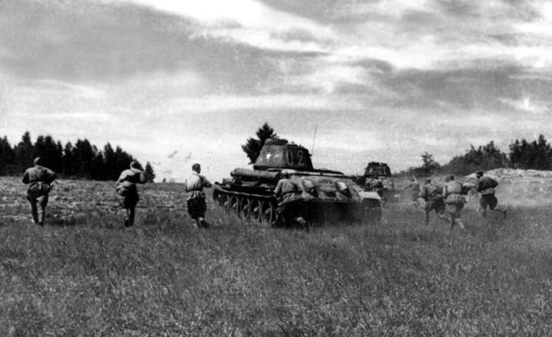 Из хроники ВОВ!! 9 сентября 1942 года после получасовой артиллерийской подготовки – нов...