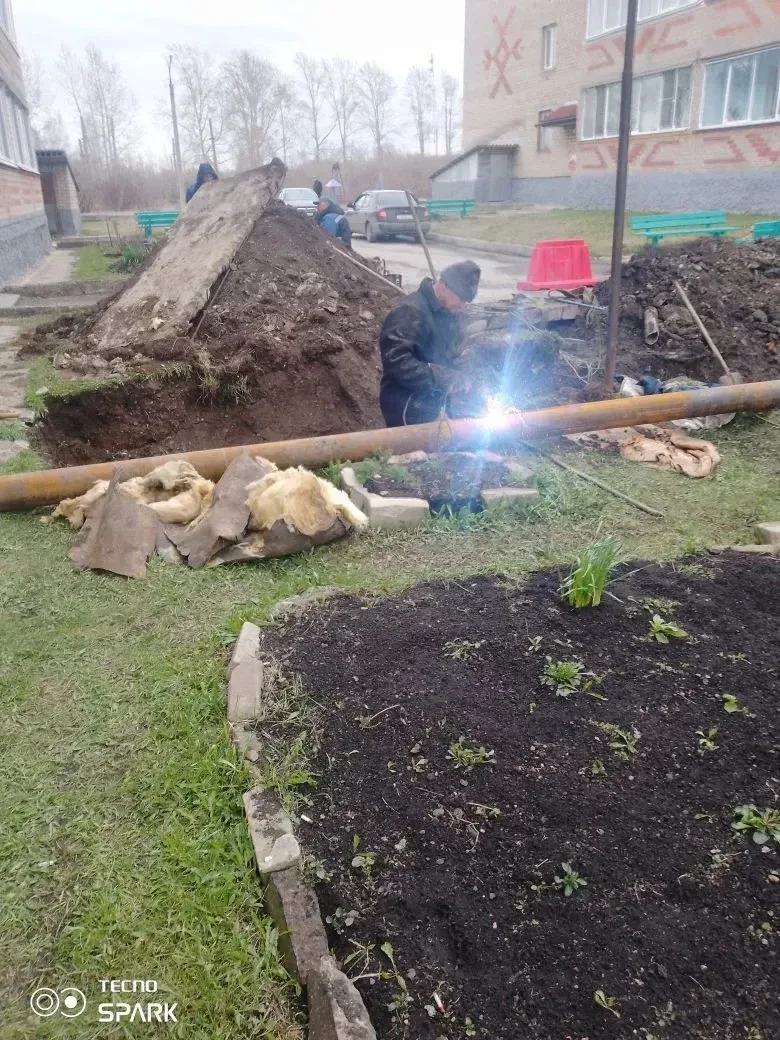 Замена трубопровода теплоснабжения в квартале 🏭

Замена трубопроводов теплоснабжения — важнейшая со