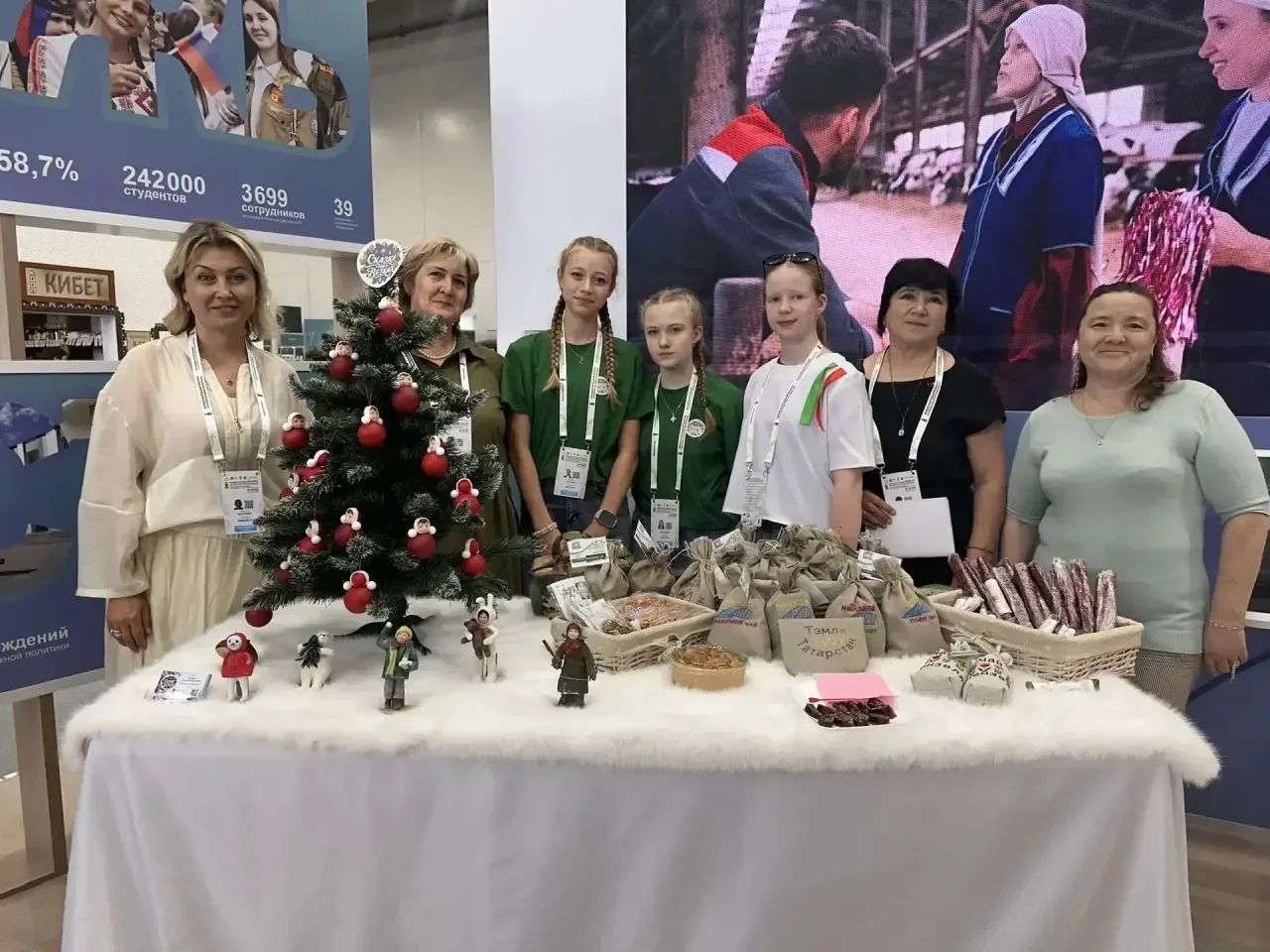 🎉 Отличные новости! 🎉

Сегодня команда «Сказка на ветках» из МБОУ «СОШ имени Р. З. Сагдеева» стала