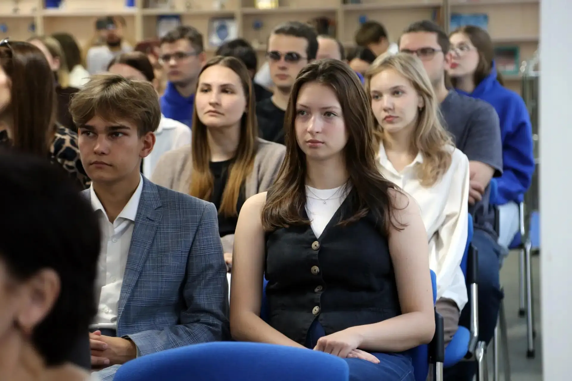 Пока сам нахожусь в очередной командировке (про нее чуть позже сообщу. Тут тоже "бомба"...