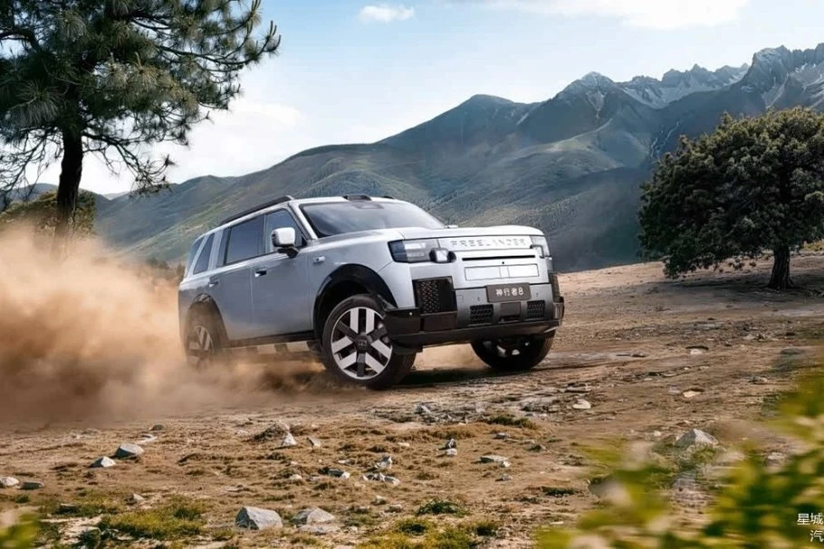 Freelander 8 за 4 млн рублей вышел на рынок Китая и установил мировой рекорд