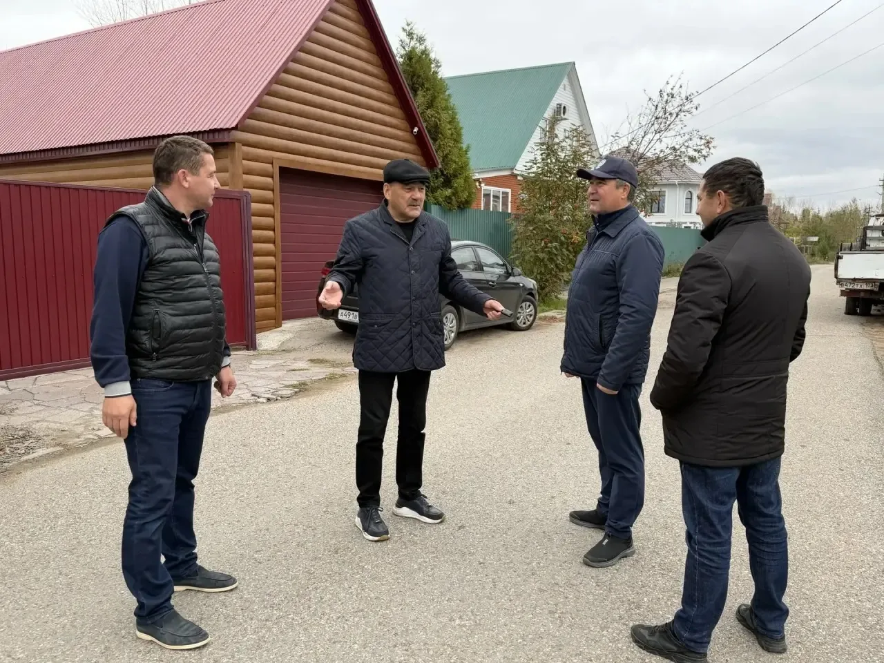 Сегодня в ходе рабочего объезда побывал в частном секторе в микрорайоне Цветы Башкирии ...