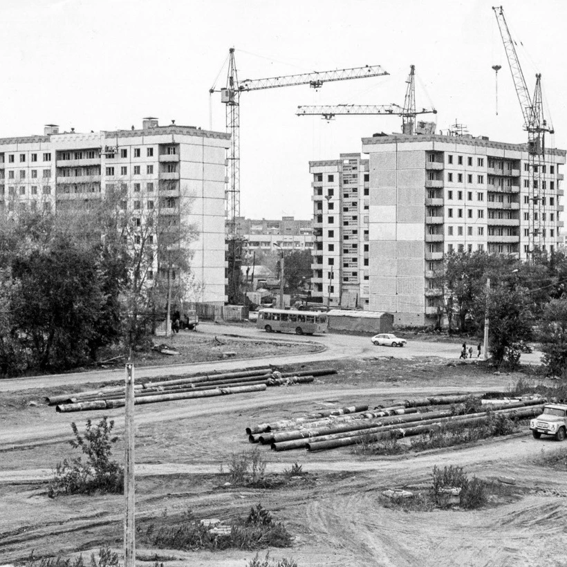 Новокуйбышевск в 1992 году. Узнали место?