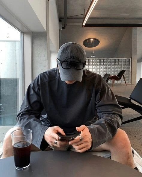 - нᴇ ᴨоᴛᴇᴩяй ᴄʙоё ᴧицо, ᴨыᴛᴀяᴄь ᴄдᴇᴧᴀᴛь иʍя.