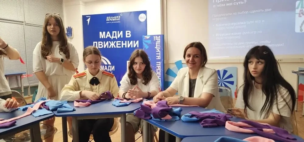 🐶От сердца-лапкам!  ✨ На встрече Совета Первых активисты САО провели увлекательный мастер-класс по и