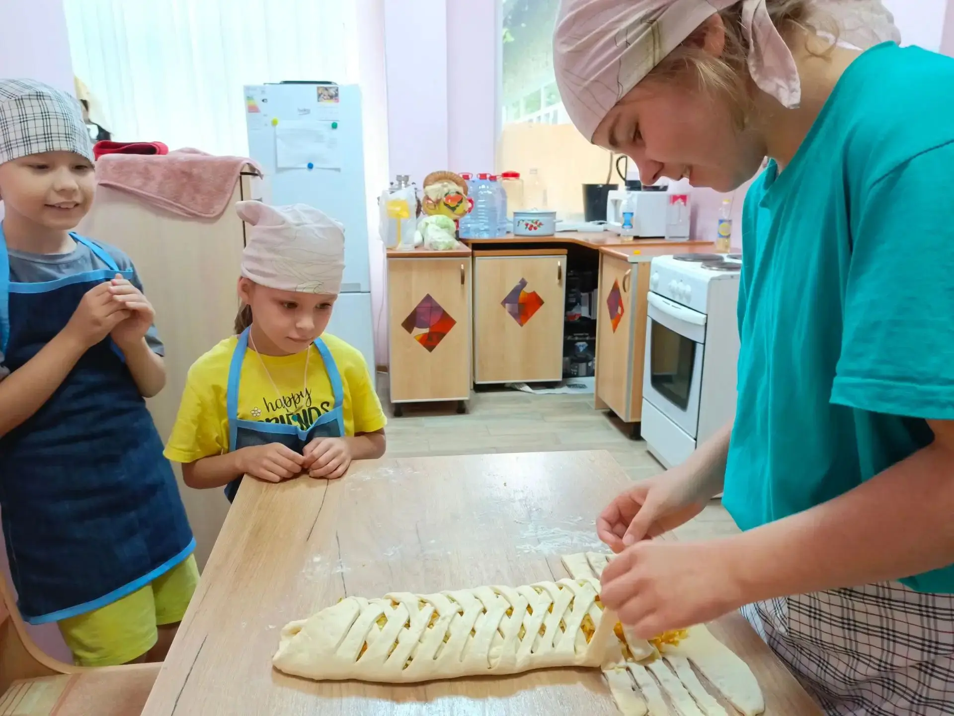 Кулинарная магия в "Уютном доме": винегрет и кулебяка, от которых душа поёт!