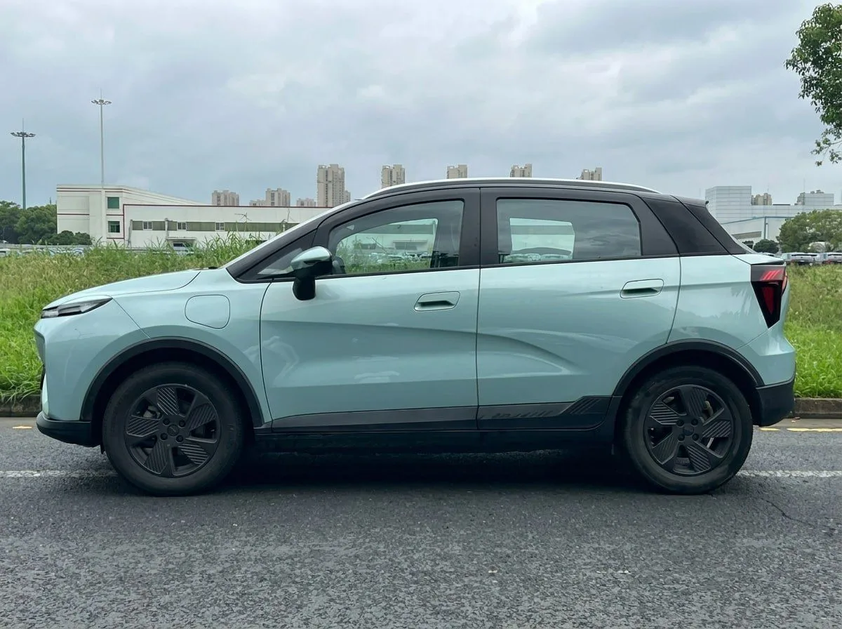 🚗 Geely Geometry E Lightning Tiger 401KM