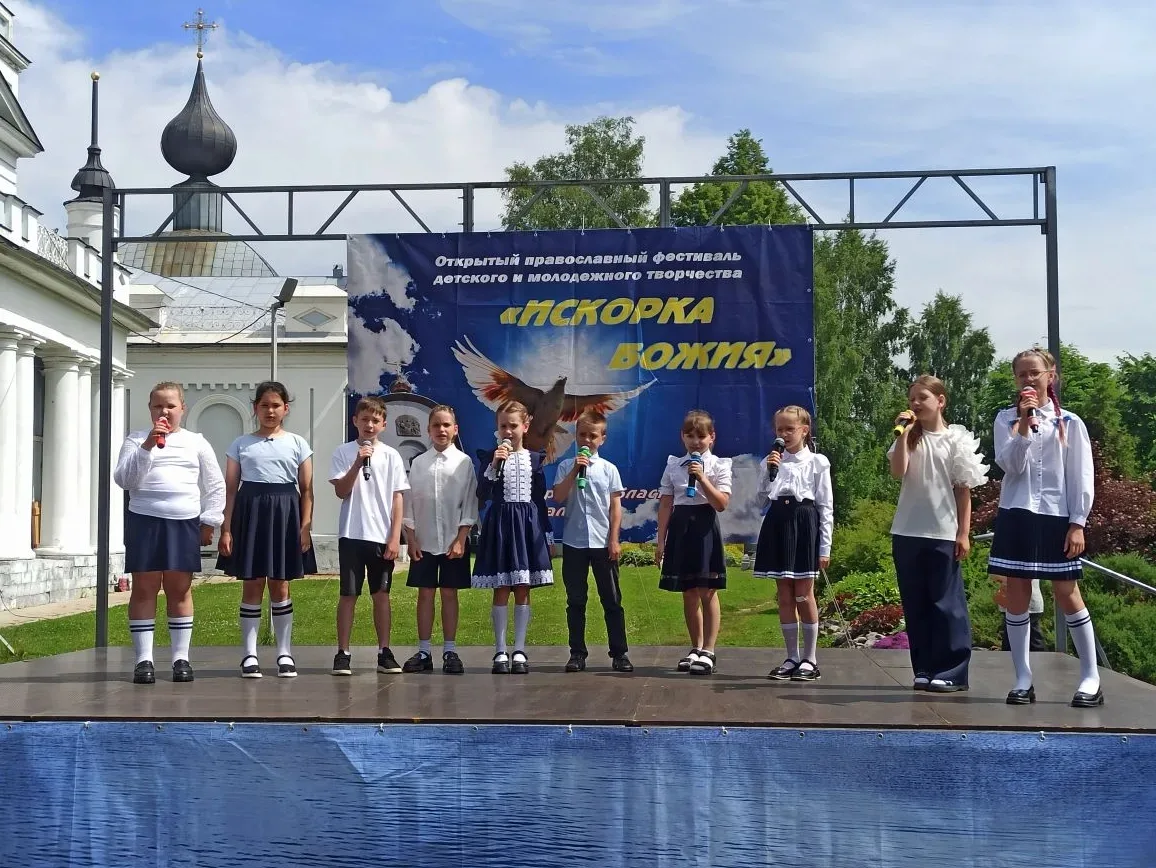 8 июня в Калязине отмечается День обретения мощей преподобного Макария Калязинского. Эт...