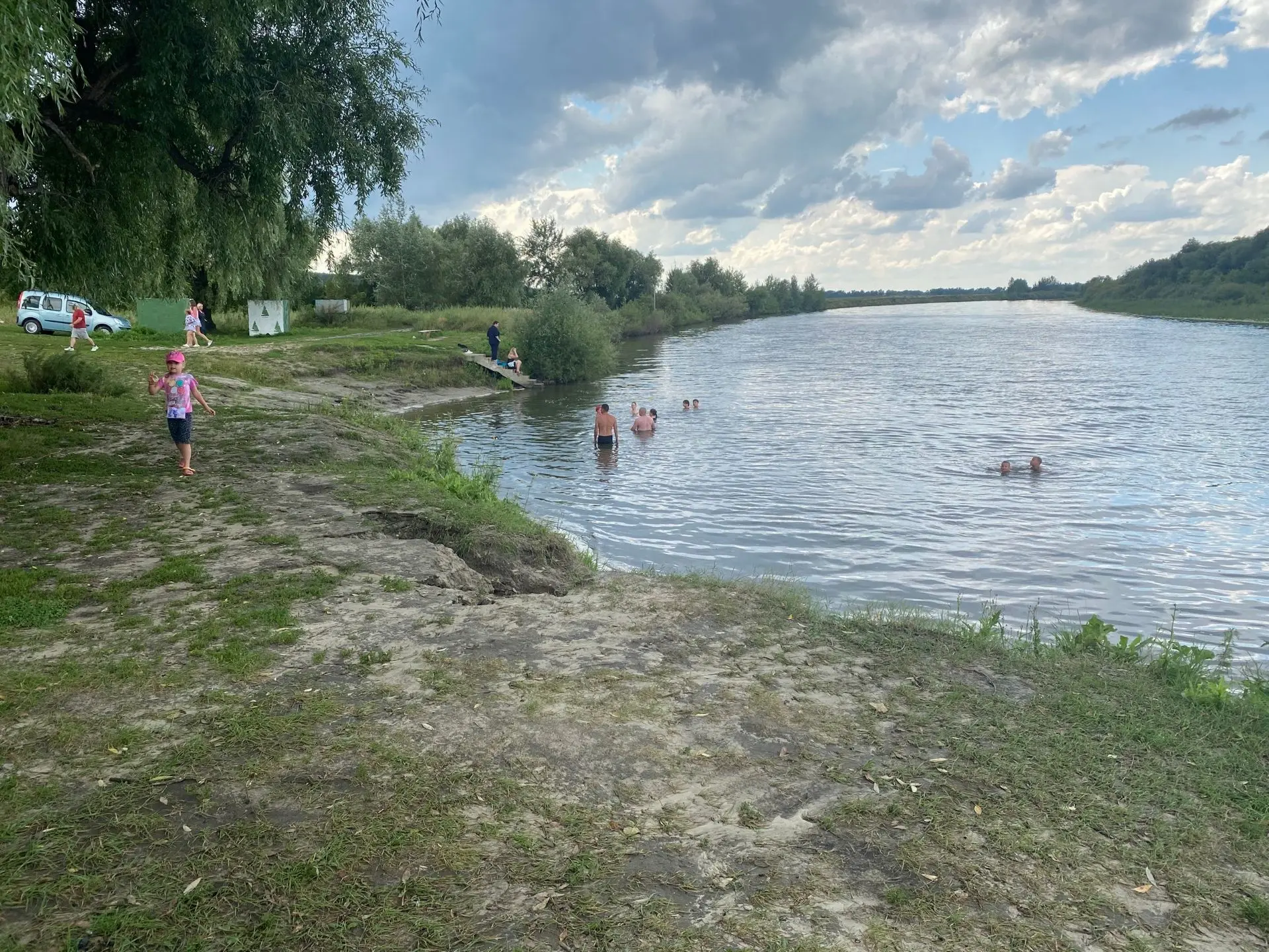 🌊 Учителя Лесниковского лицея провели профилактические рейды на водоемах. Эти летние м...