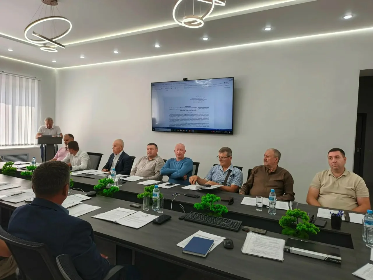 Сегодня состоялось очередное заседание Совета депутатов. В повестке дня - ключевые вопр...