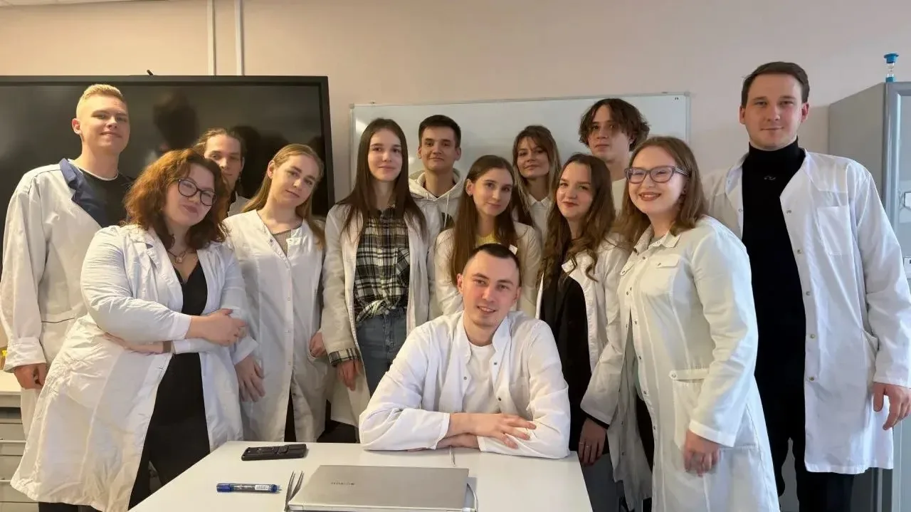 📚 До нового учебного года — одна неделя. Возвращаем #ТезисДня с мотивацией от преподав...