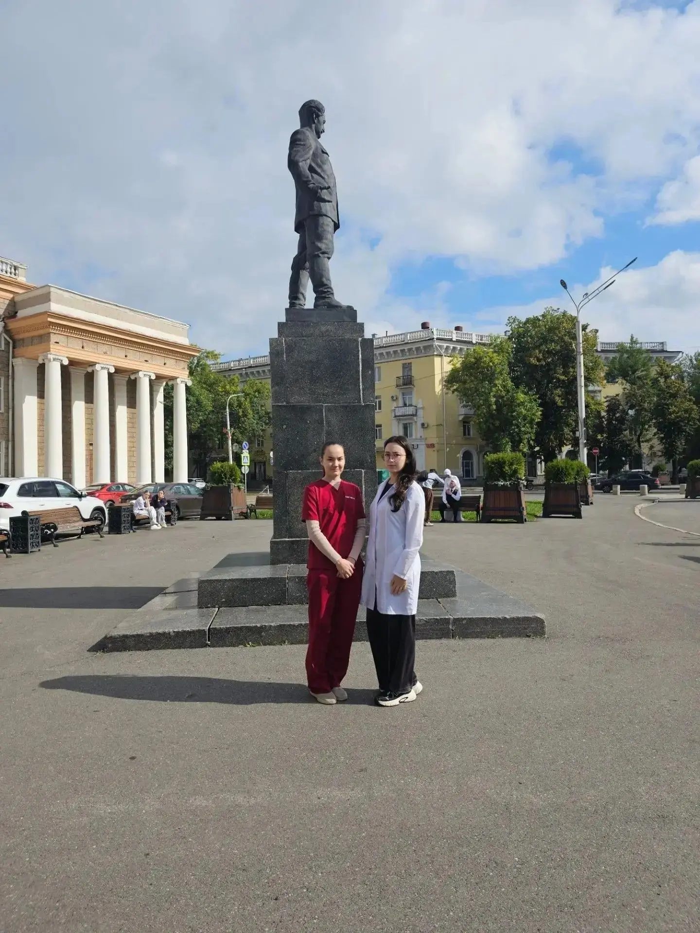 🌿 «Зелёный аккорд Черниковки»: цветы, музыка и медики на страже здоровья