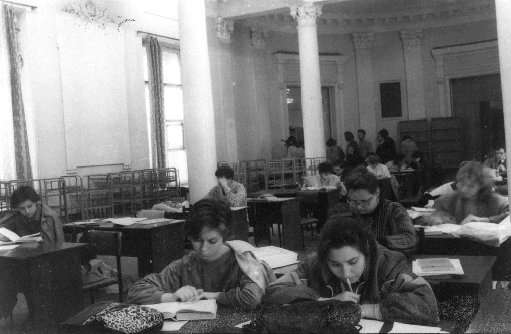 А что раньше находилось в Белоколонном зале главного корпуса ТИ? 🧐