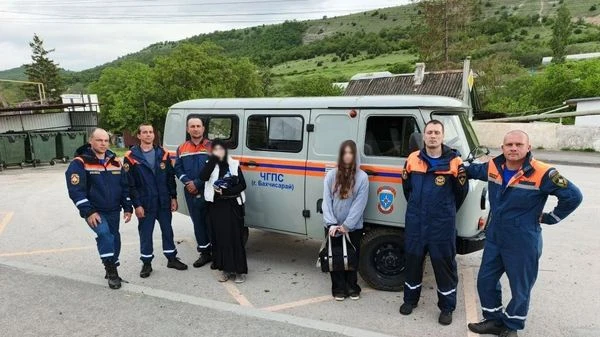 В Крыму две девочки заблудились в лесу  СИМФЕРОПОЛЬ, 23 мая – РИА Новости Крым. Спасатели помогли от