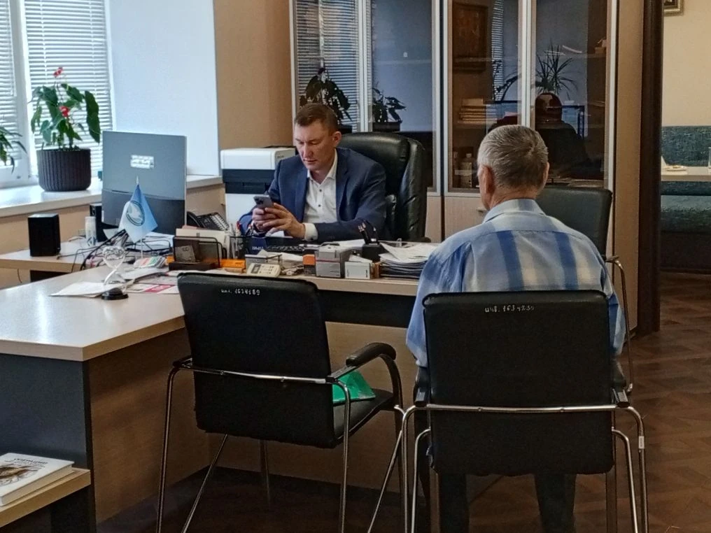 📌Главный врач Республиканского клинического онкологического диспансера Адель Измайлов ...