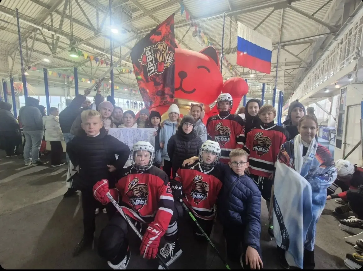 Поздравляем  гимназистов Колесникова Кирилла (6 а),  Бирюкова Дениса (5б), Кузьмина Арт...