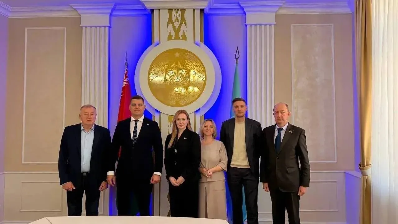 🤝 Югра и Беларусь расширяют сотрудничество в сфере цифровых технологий