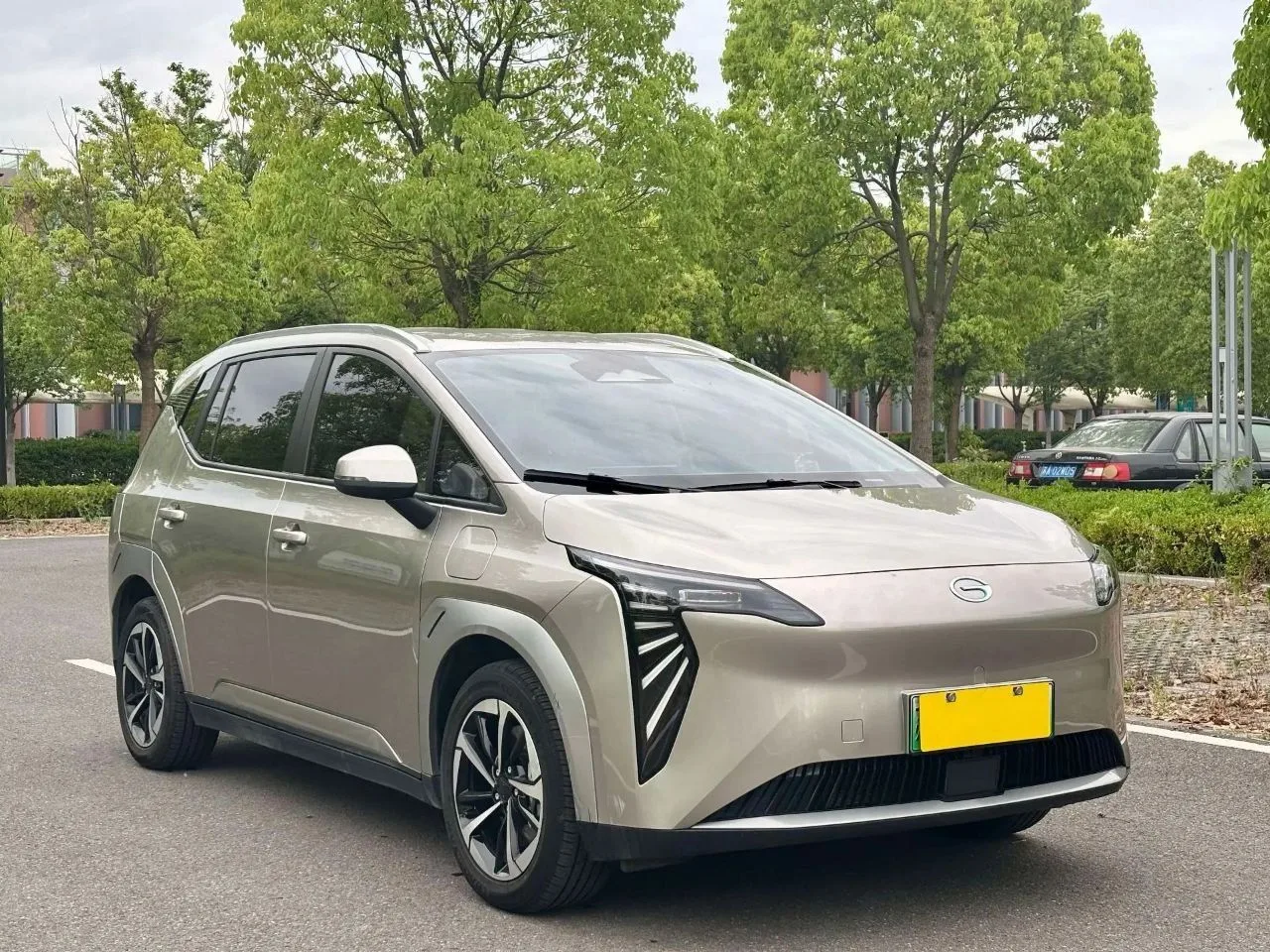 ❓ЧТО КУПИТЬ? ❓GAC Aion Y Plus 2025 — зачем переплачивать за «Яндекс Умо»? 

Наверняка вы видели в СМ