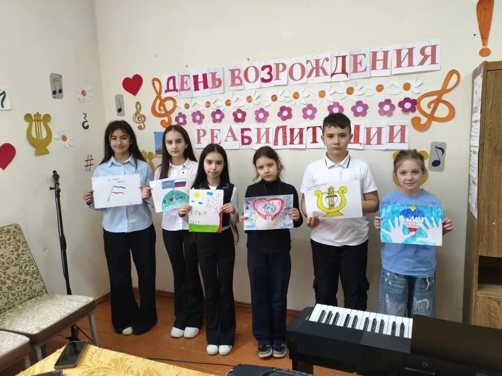 23апреля в классе сольного пения и фортепиано Ароматновской детской школы искусств  было проведено т
