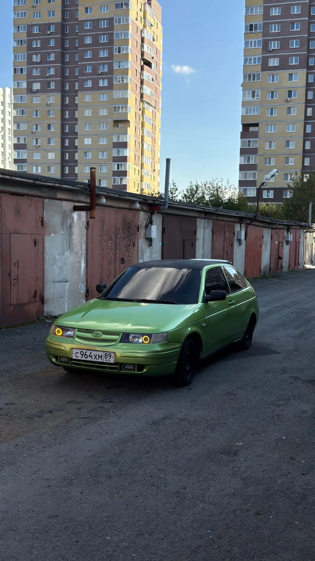 Продам ваз 2112 купе.