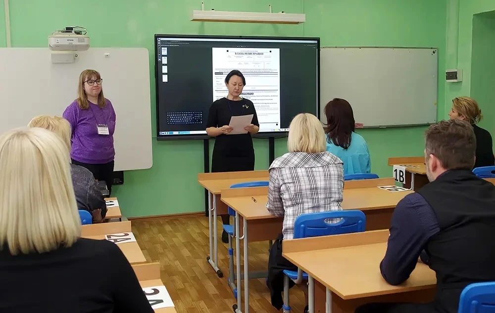 Родители сдали экзамен по русскому языку в формате ЕГЭ  ✒️ Процедура полностью повторила настоящий э