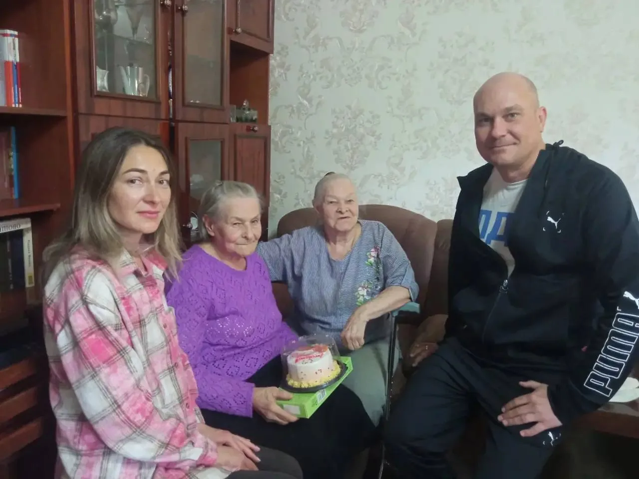 🌷 В преддверии Дня учителя — немного тепла тем, кто каждый день дарит его другим.
