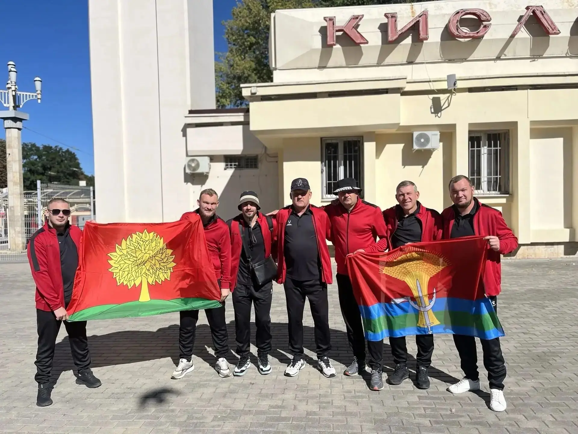 Наши футболисты — на всероссийской арене!
