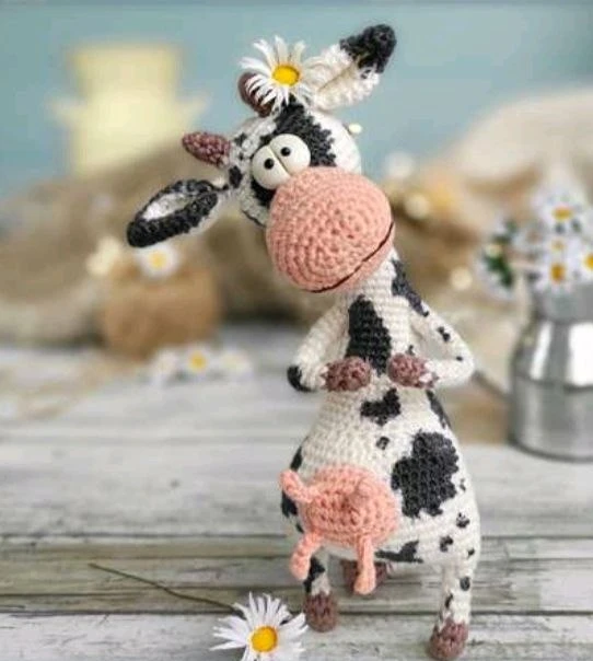 Коровка 🐮

АМИГУРУМИ ВЯЗАНЫЕ ИГРУШКИ 

Спасибо ❤️ за обратную связь