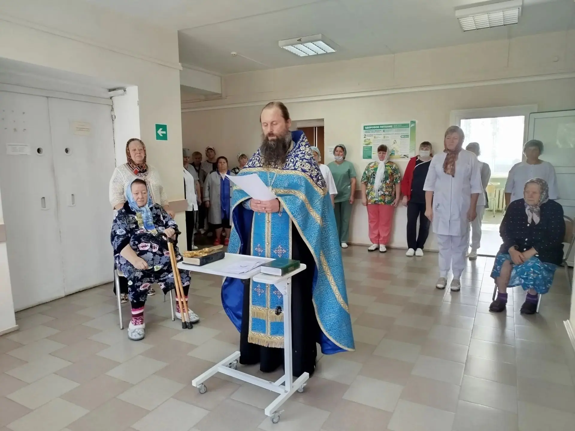 Вчера чтили образ Пресвятой Богородицы "Целительница". Ему молятся об исцелении от боле...