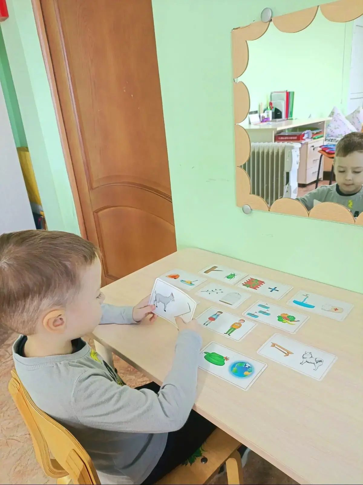 🗣️ Советы логопеда: когда не стоит ждать

Родители часто надеются, что ребёнок «выговорится» сам, п