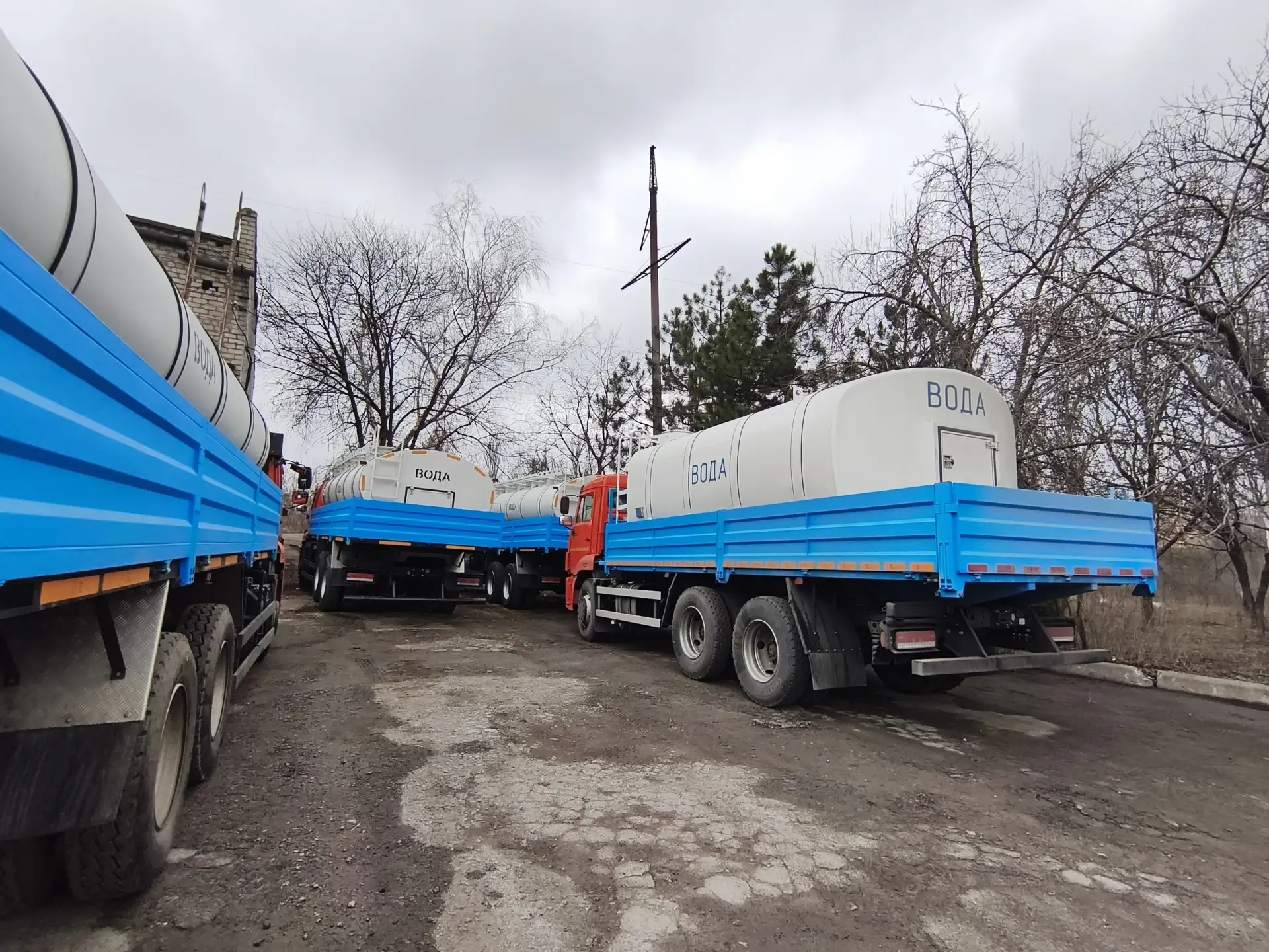 Очередная партия новых водовозов пополнила автопарк ГУП  ДНР "Вода Донбасса"  В марте получено 20 ма