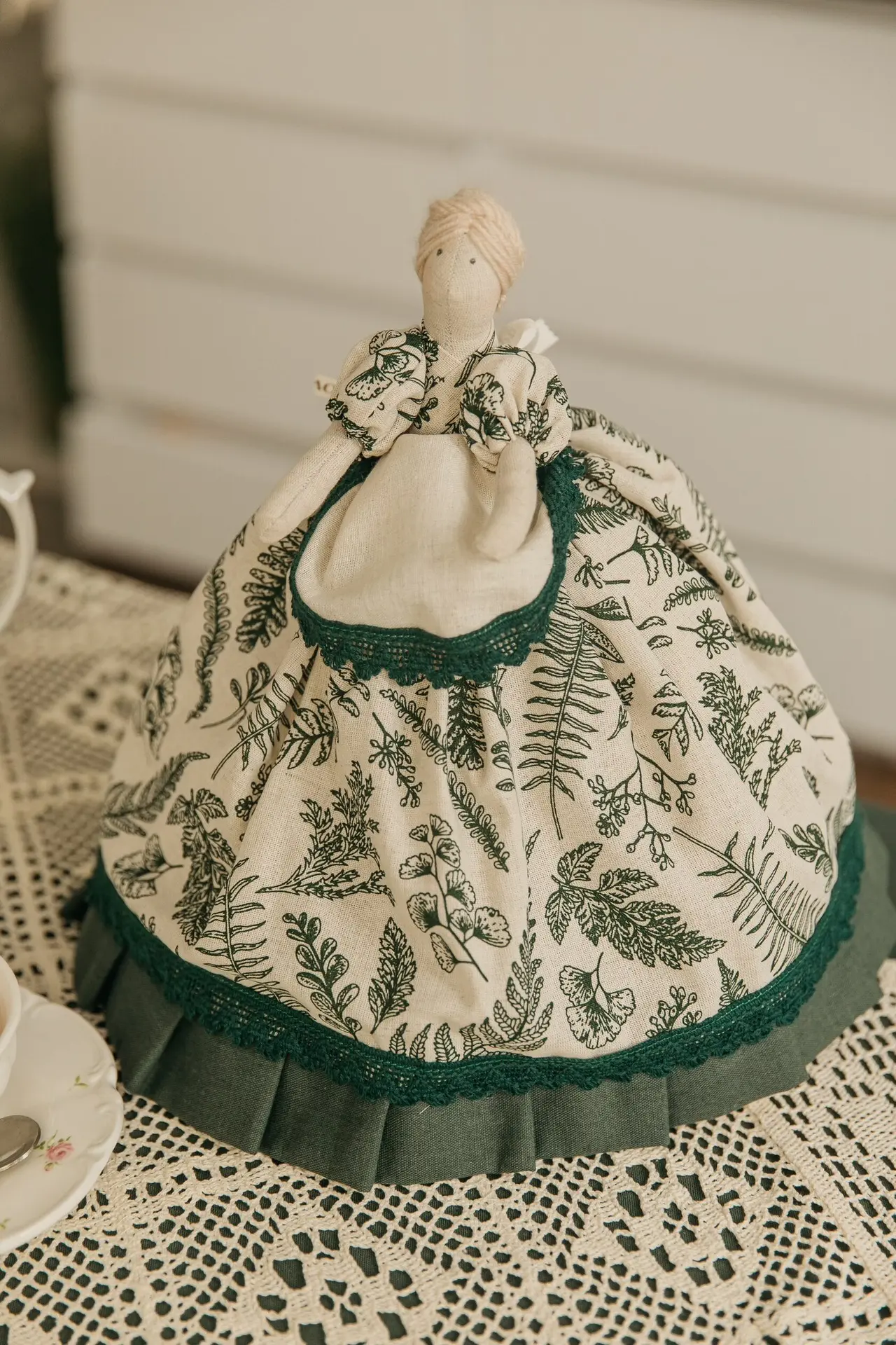 Знакомый с детства аксессуар, который возвращается на наши кухни.