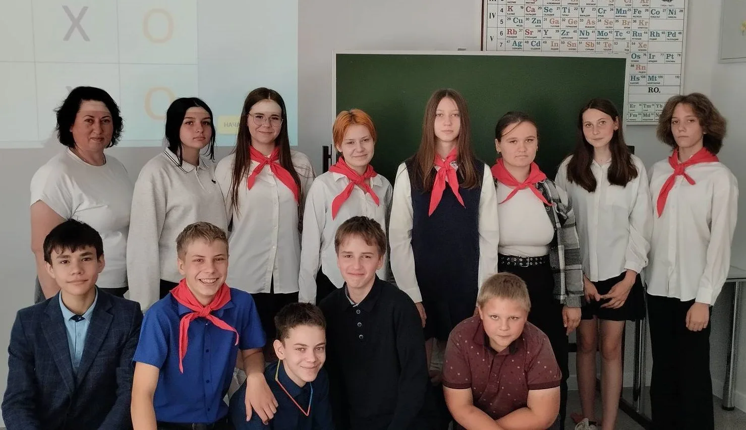 «Наследники пионерии»: в нашей школе вспомнили традиции, которые учат дружбе!