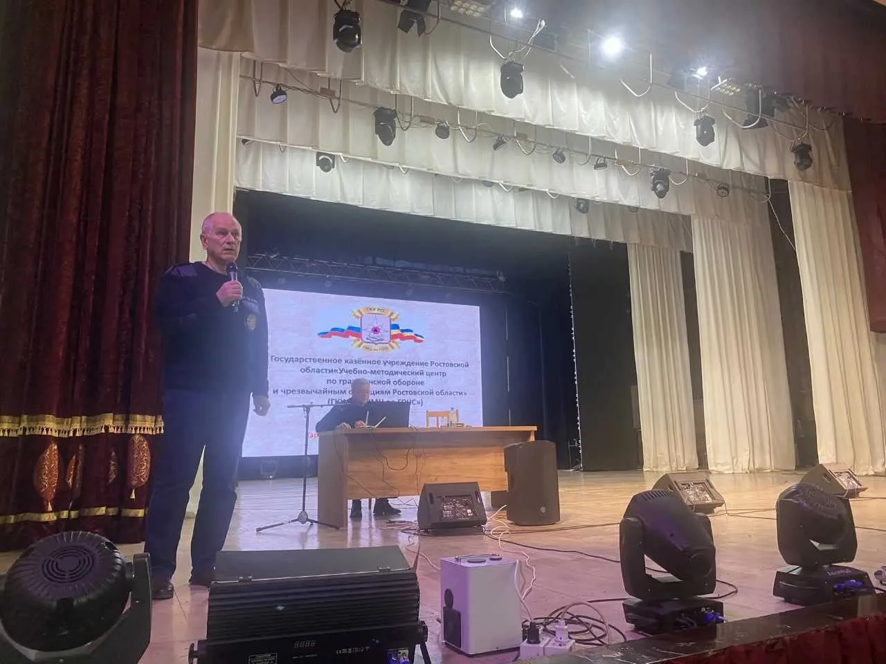 В ГКУ ДПО «УМЦ по ГО ЧС РО» проведены выездные занятия в Семикаракорском районе со слушателями по пр