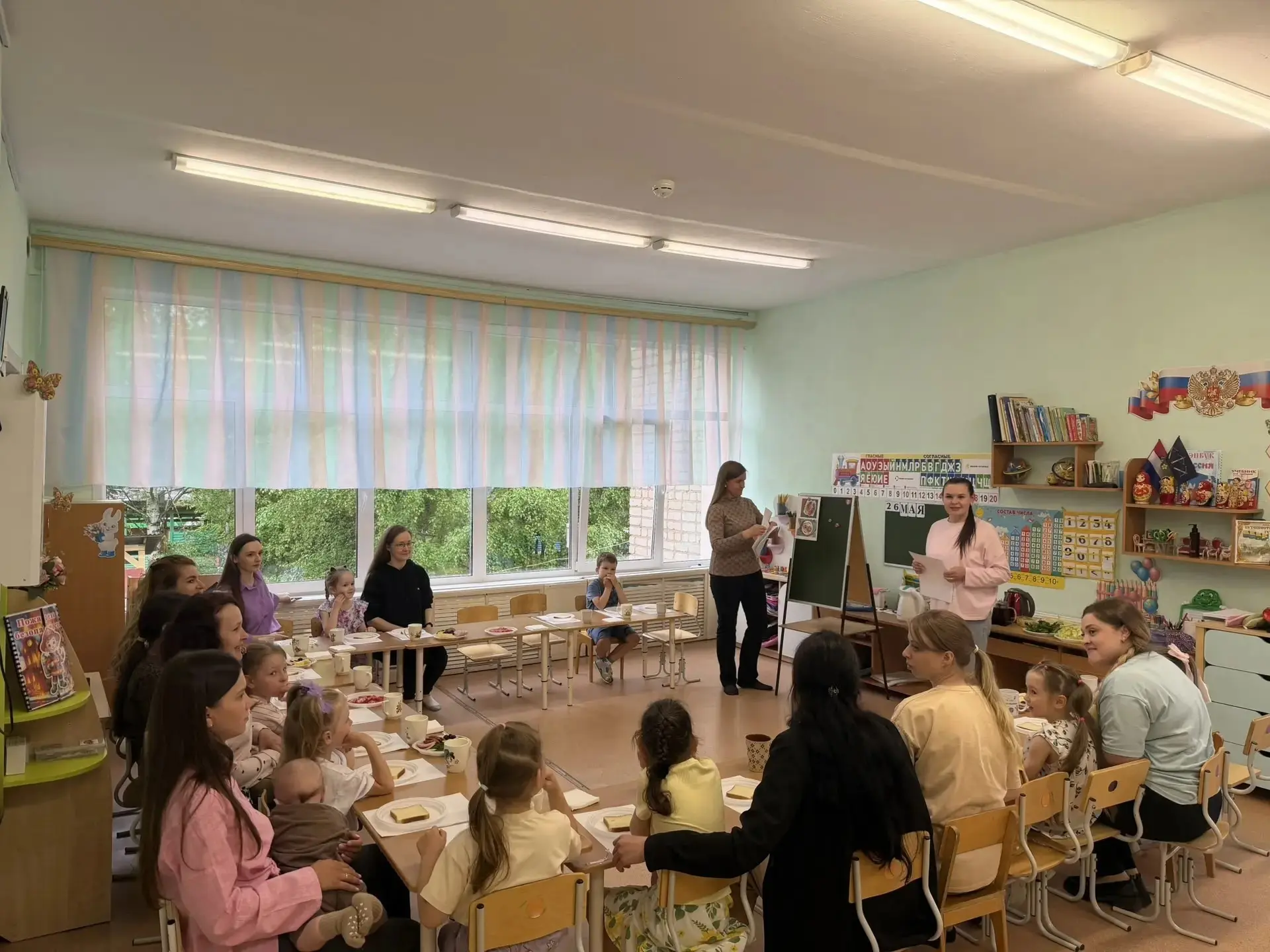 🍽️ Мастер-класс от родителей во 2-ой подготовительной группе "Весёлый бутерброд"! 🍽️