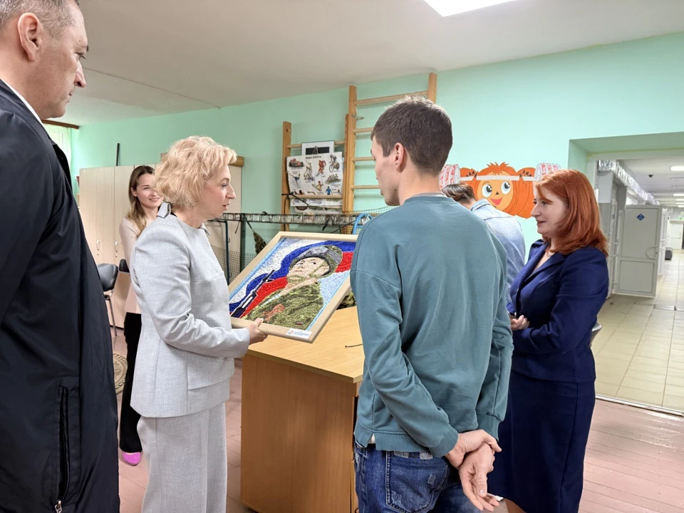 Сегодня к нам приехала министр нашей системы #минтрудрб Ольга Кабанова ☀️

А с ней – заместитель мин