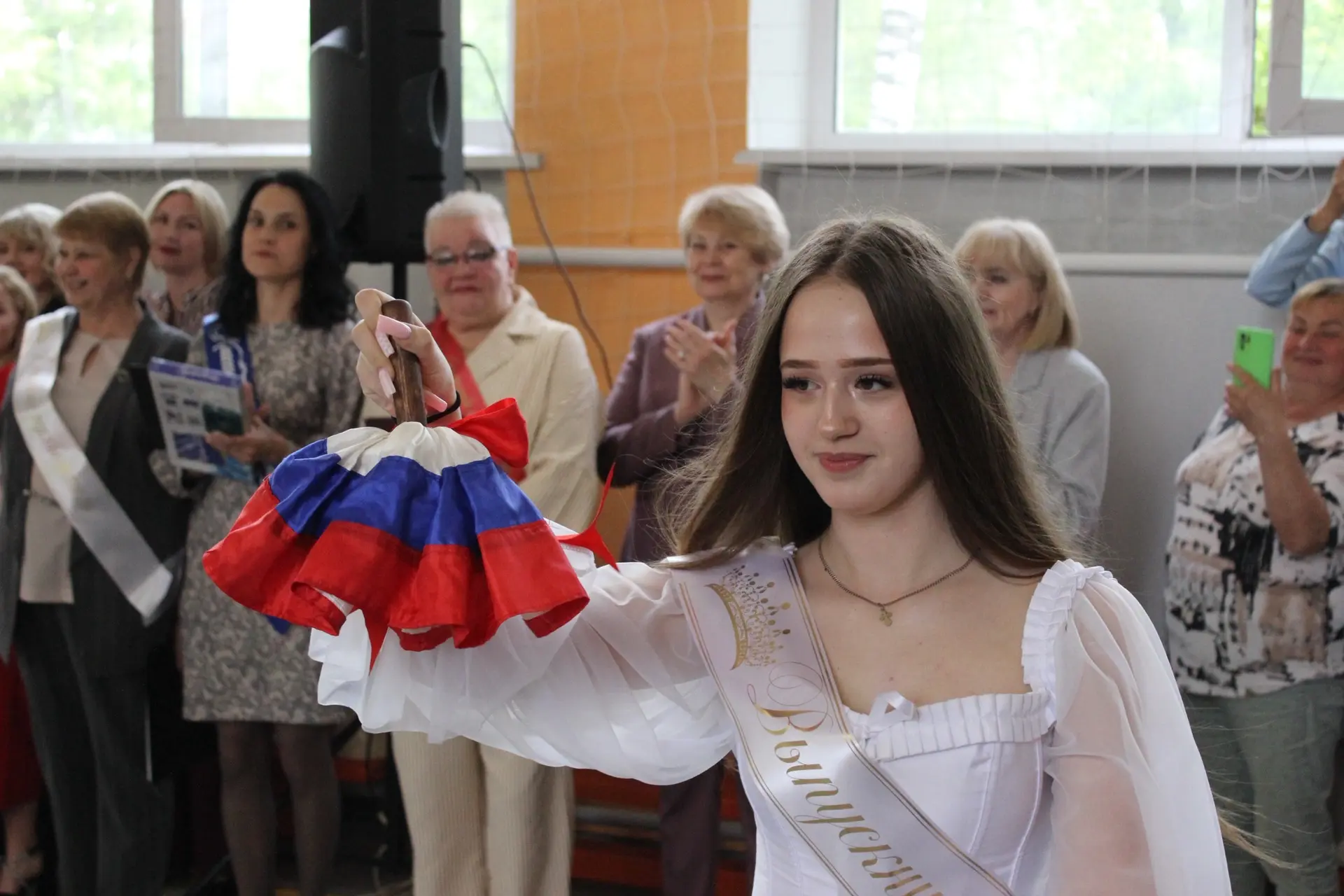 🥹Этот вторник стал по-настоящему особенным. В нашей школе прошла торжественная линейка...