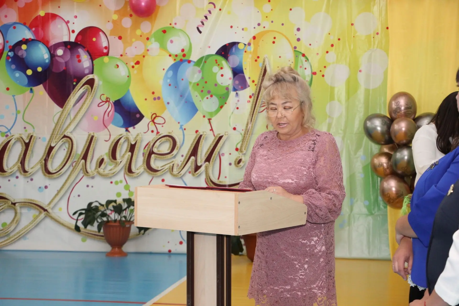 🎉 70 лет славной истории: Как МБОУ "Ивановская СОШ" отметила свой Юбилей! 🎉