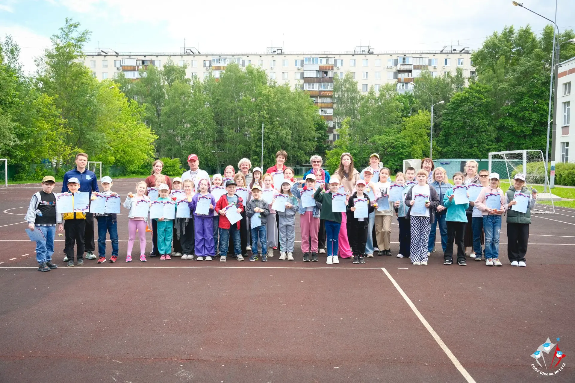 🚀 Спортивный праздник на смене «Классное лето»

🏃‍♂️ 1 июня, в День защиты детей, для участников л