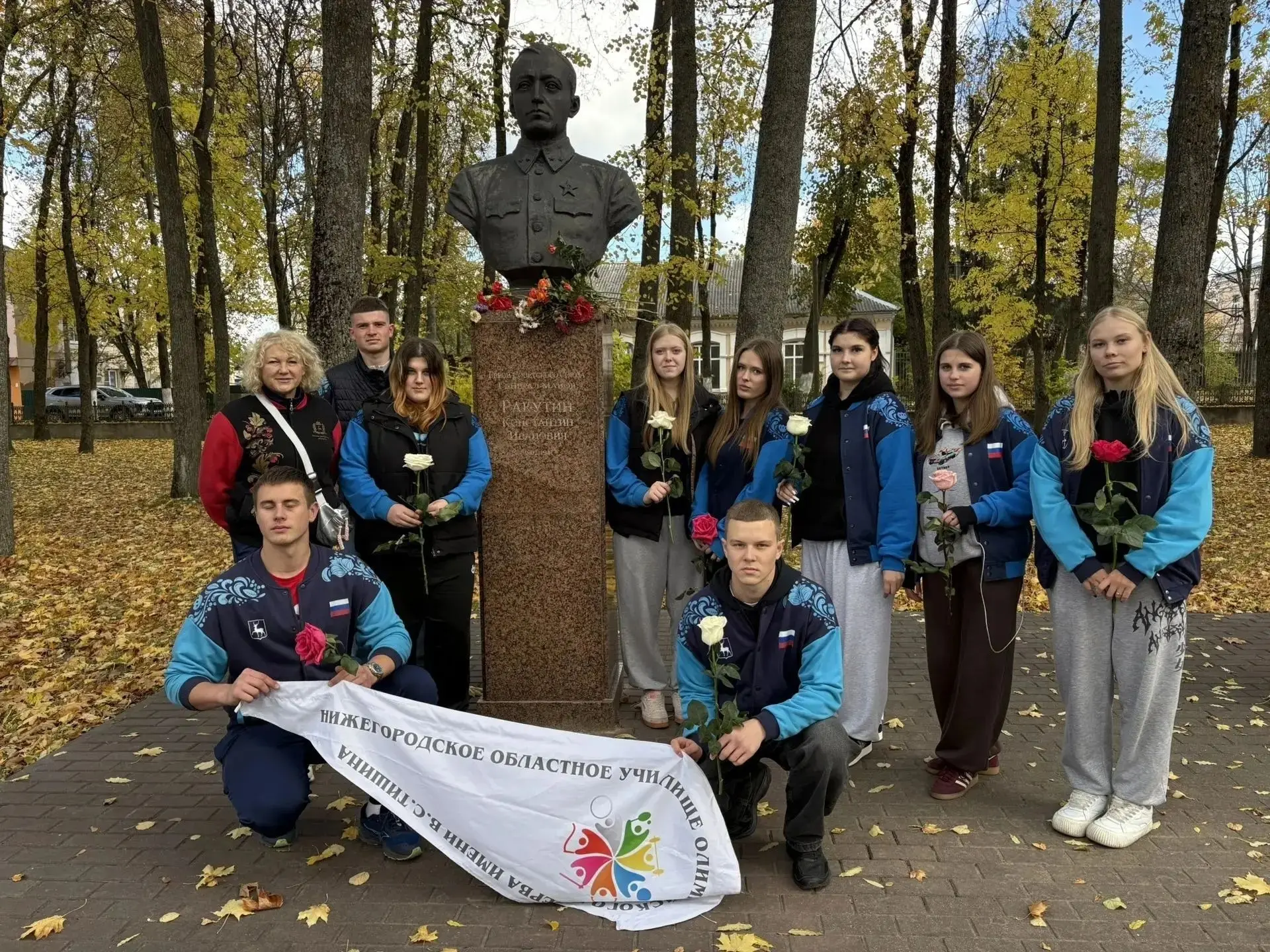 Только та страна, в которой люди помнят