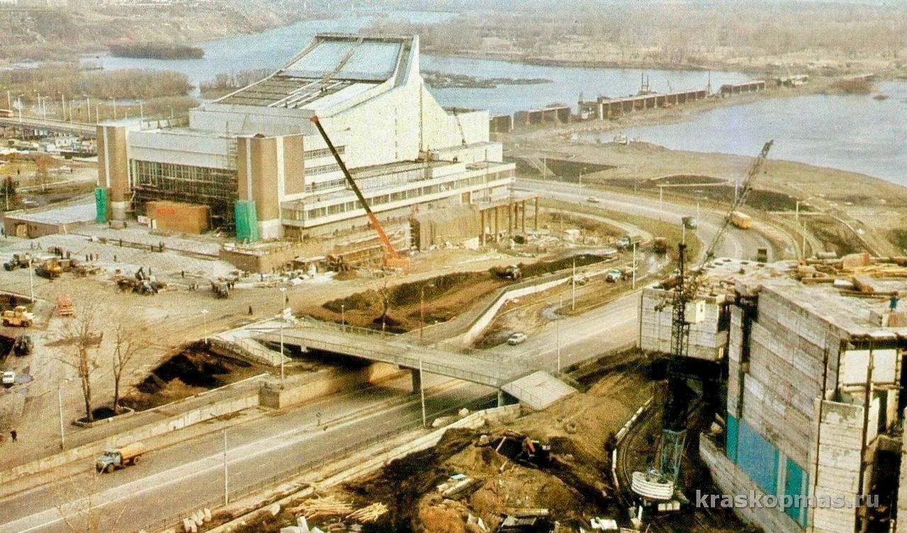 Из истории Красноярска: строительство ансамбля Площади Мира, начало 1980-х годов