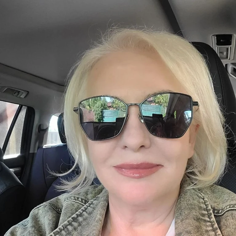 👧 Лана, 58