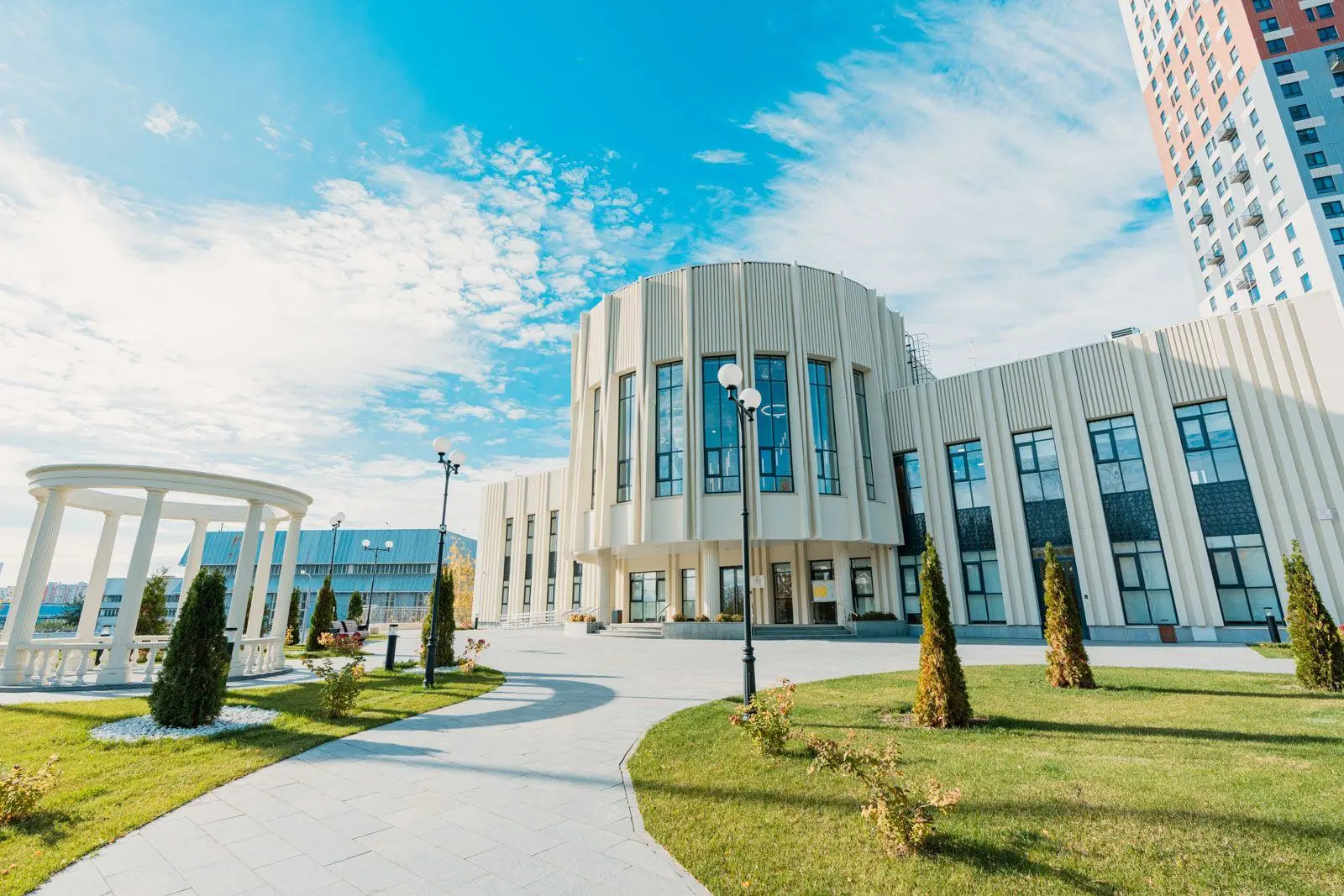 💍Митинский дворец бракосочетания — самый популярный в Москве! За год здесь создали бол...