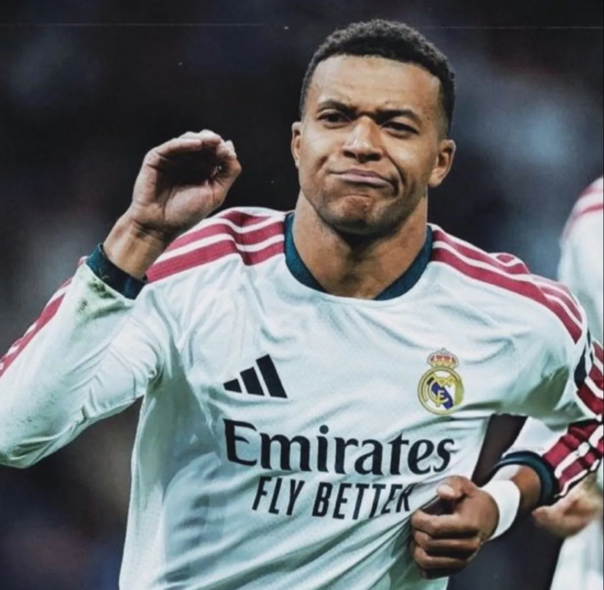 🚨Килиан Мбаппе занимал место в топ-10 Ballon d’Or 9 лет подряд.