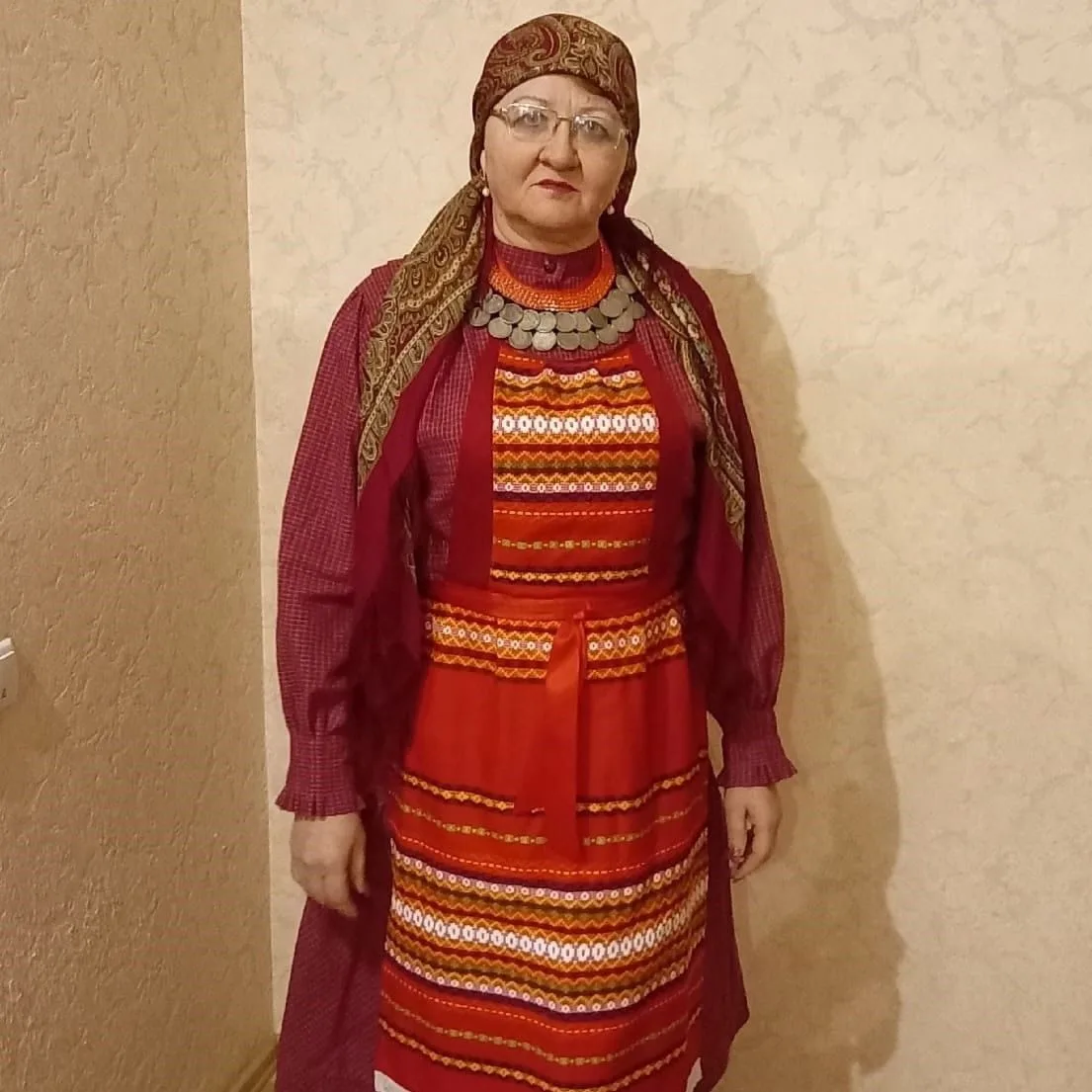 Питрәчтән Лидия Пронина 👵🏽өлкәннәрне 🗞️«Туганайлар» газетасына яздырган🤗