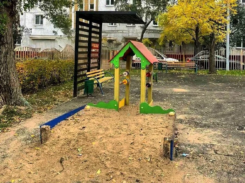 🛝 В Люблино жители жалуются на травмоопасную детскую площадку