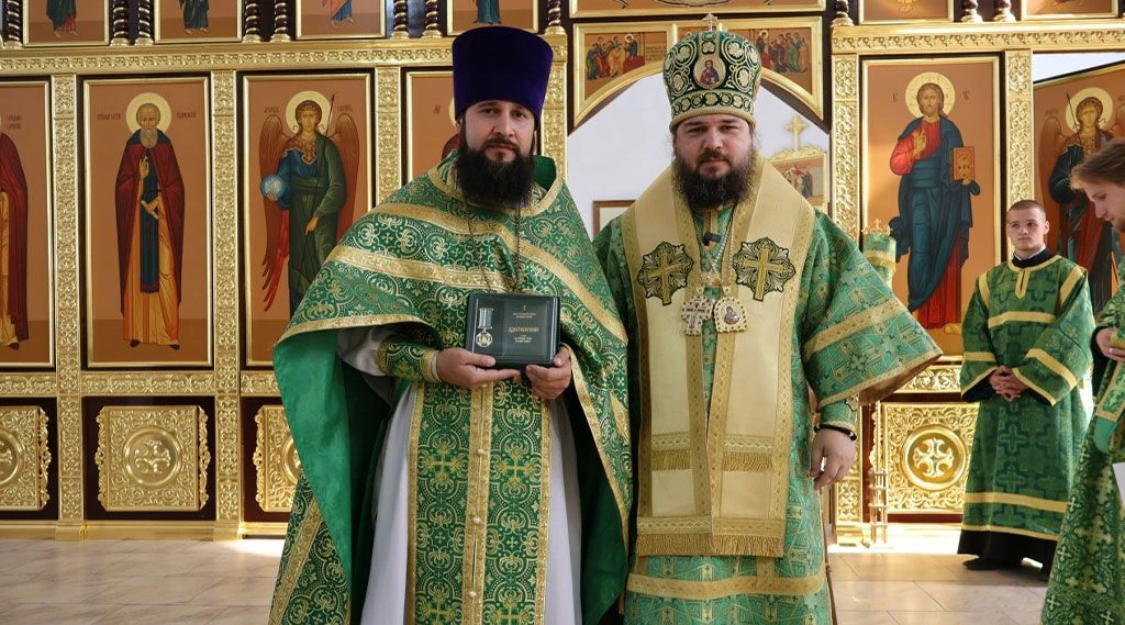 Высокую епархиальную награду получил наш земляк — благочинный храмов Усть-Донецкого окр...