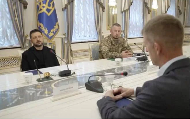 Зеленский потребовал у Эстонии системы ПВО