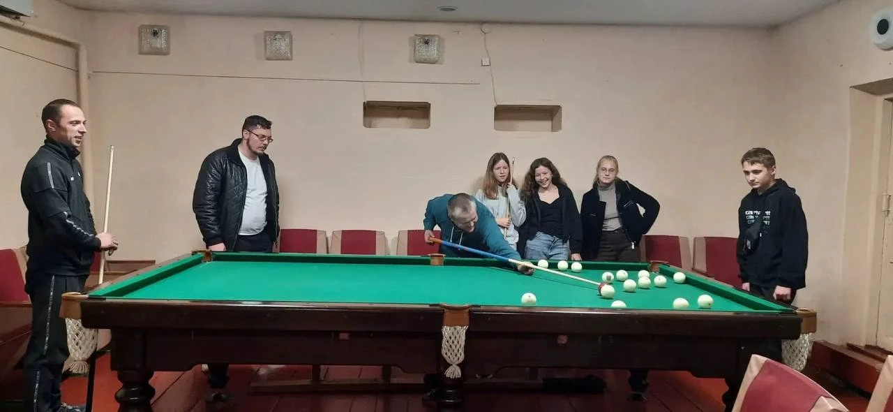 🎱 В Семилукском районе провели турнир по бильярду «Кий и шар».